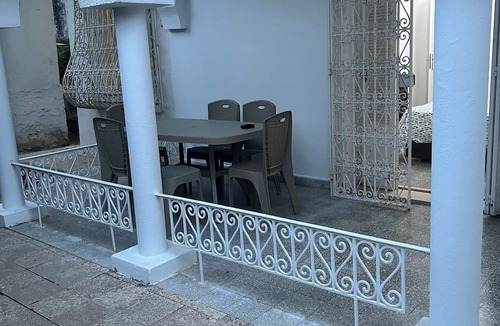 Ras Ettabia House | romana House: quiet location 10 min from airport snd 30 min drive to beaches!