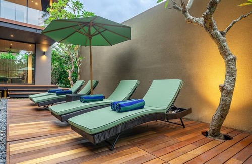 Dyanapura Villa | The Continental 8 bedroom luxury Seminyak