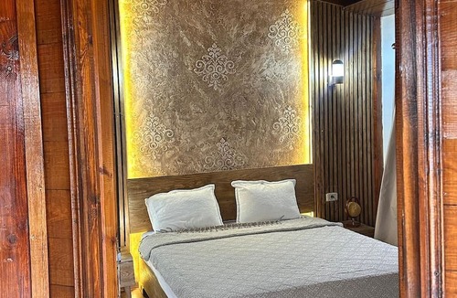 Sidi Bou Ali Ski Chalet | La Cascina