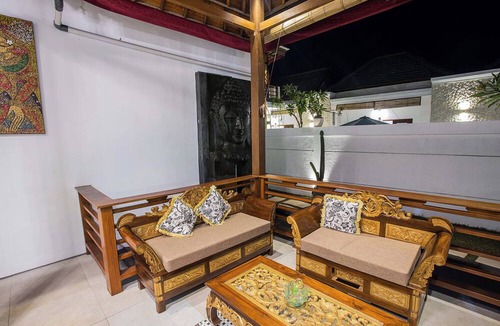Mushroom Bay Villa | Karang Island Villa