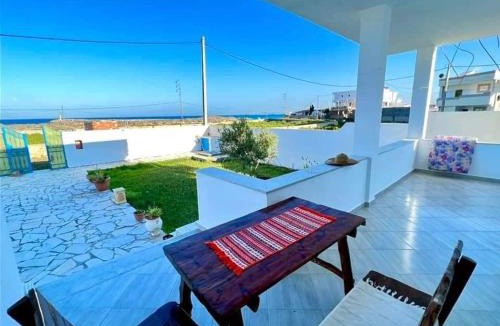 El Haouaria House | Villa relaxante au bord de la mer