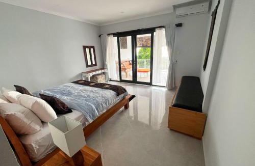 Sukasada Apartment | Villa Wibuti