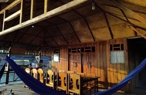 Batudaka Island House | Losmen Togean Wisata