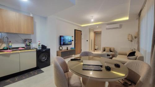 Ain Zaghouan Apartment | Modern Stay Tunis Airport