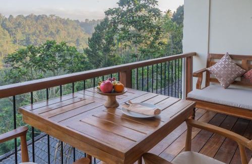 Taro Villa | The Compass Rose Valley