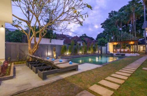 Dyanapura Villa | Sasikirana Spacious 10 BR Private Pool Villa
