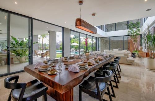 Babakan Villa | Villa Tama House