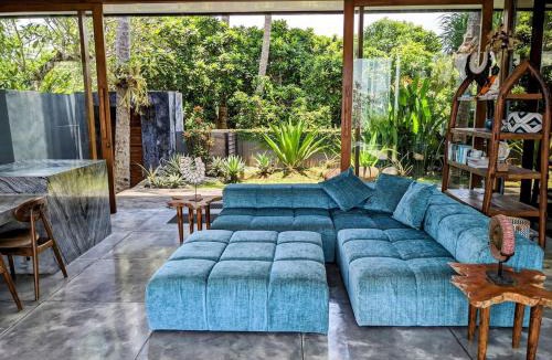 Suraberata Villa | Beachside Villa at Balian Surf Break