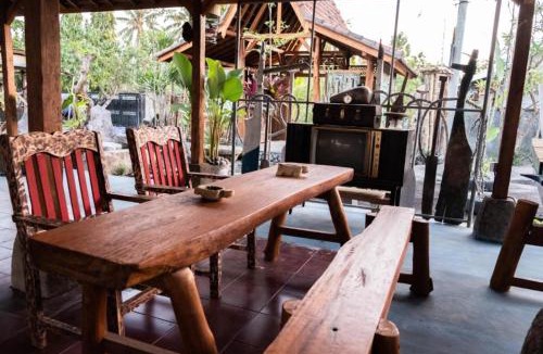 Tukad Mungga Hotel | Sunrise Lodge and Lounge Hotel