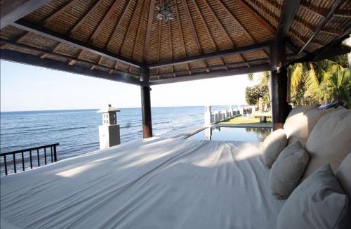 Bukti Villa | Villa Seaview- tranquil 3BR, beachfront, private pool