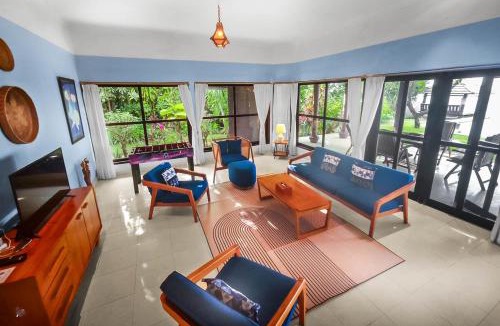 Bukti Villa | Villa Seaview- tranquil 3BR, beachfront, private pool