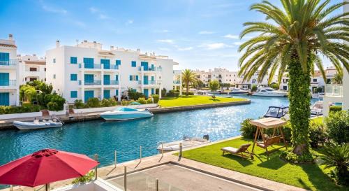 Yasmine Apartment | Luxurious 5-Bedroom Villa with Marina Views in Yasmine Hammamet