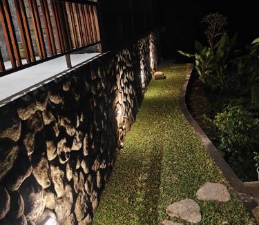 Melayang Hotel | Nawang Sakti
