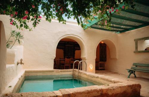 Erriadh Apartment | Dar Dada Djerba: Maison traditionnelle Houch