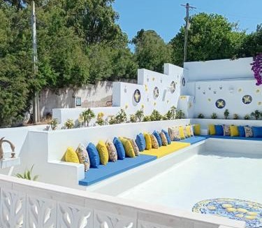 Marsa Cube Villa | Luxurious 4-Bedroom Villa with Private Pool in Marsa Tunisie