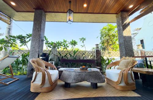 Ketewel Villa | Beachview Villa near Sanur, Live Sports AFL NRL