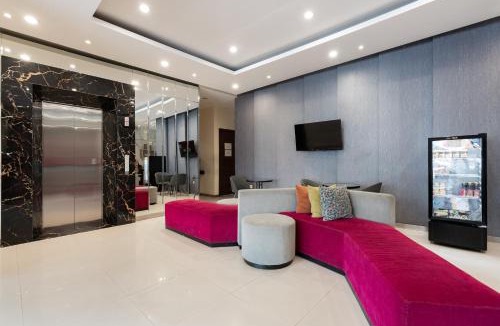 Samarinda Hotel | RedDoorz Plus @ UNO Jalan Merak Samarinda