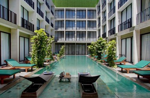 Downtown Kuta Hotel | Hotel Terrace at Kuta