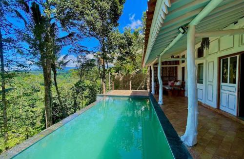 Banyuwangi Villa | Pondok Is Oke Family Private Room - 2 Bedroom Infinity pool