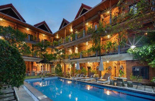Legian Hotel | Lumbung Sari Hotel Legian
