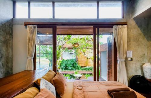 Peliatan Villa | Ubud Rice Field Stay - Mahari by WAHM