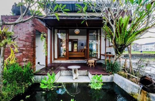 Peliatan Villa | Ubud Rice Field Stay - Mahari by WAHM