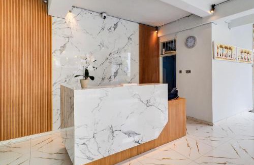 Downtown Kuta Hotel | Townhouse Oak Legian Near Legian Beach Formerly Sayang Maha Merta