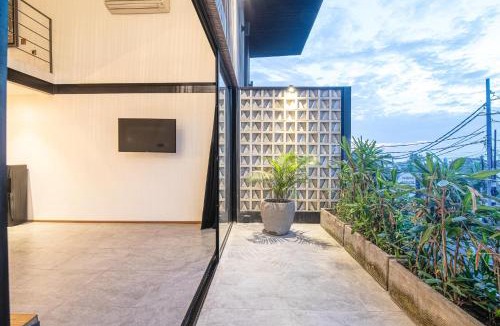 Munggu Hotel | Expansive Loft 200m from Canggu Beach Haven