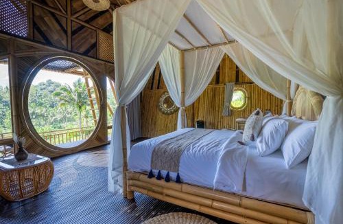 Selat Hotel | Velonia Iseh