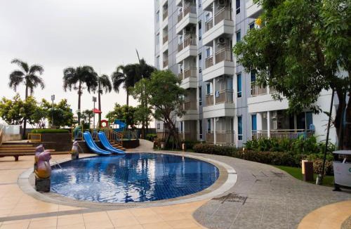 Surabaya Apartment | Comfy and Modern Wonderful 2BR Apartment at Tanglin Supermall Mansion By Travelio