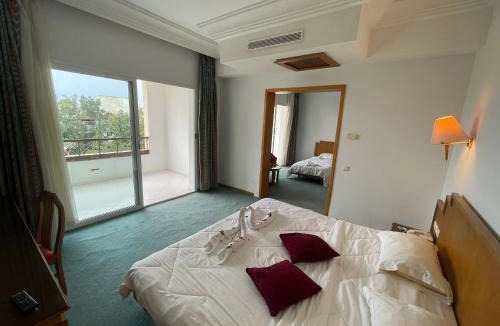 Yasmine Hotel | Marina Palace