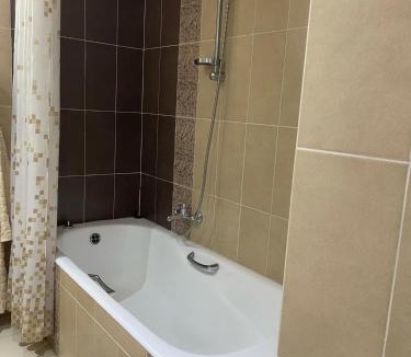 Bab Bhar Hotel | Le Parisien Tunis