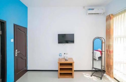 Oro Oro Ombo Hotel | RedDoorz near Jawa Timur Park 2