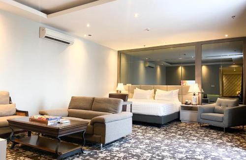 Probolinggo Hotel | Bromo Park Hotel Probolinggo