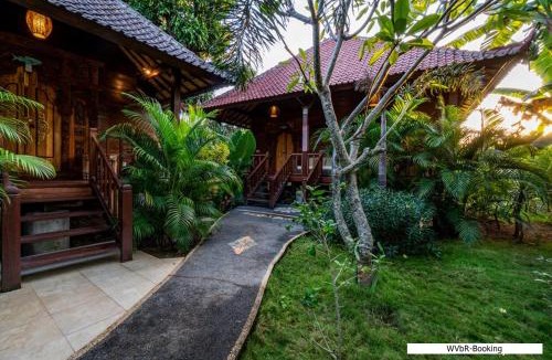 Mushroom Bay Resort | Warisan Villa By Reccoma