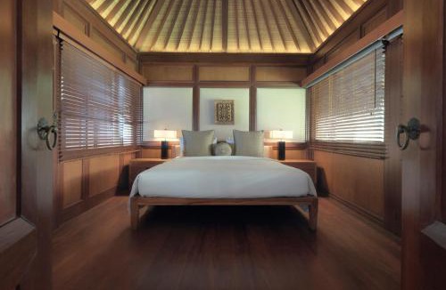 Seminyak Resort | The Legian Seminyak, Bali