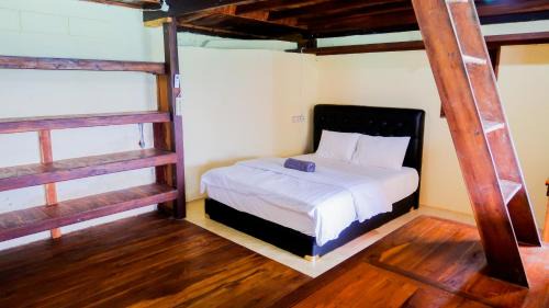 Bira Hostel | Phinisi Hostel Bira
