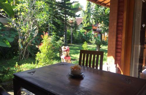 Lovina Apartment | Barclona Guesthouses Lovina