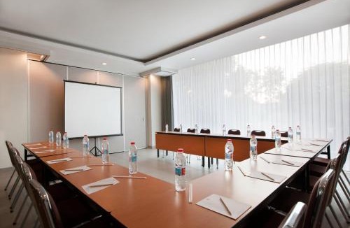 Surabaya Hotel | Amaris Hotel Darmo Surabaya