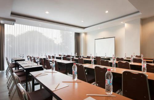 Surabaya Hotel | Amaris Hotel Darmo Surabaya
