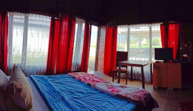 Astradana Hotel & Restaurant