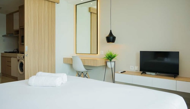 Comfy And Minimalist Studio At Embarcadero Bintaro Apartment in South Tangerang