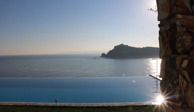 SEASIDE GUEST HOUSE WITH STUNNING VIEW, UNIQUE IN THE MEDITERRANEAN
