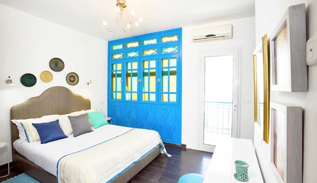 Le Turquoise