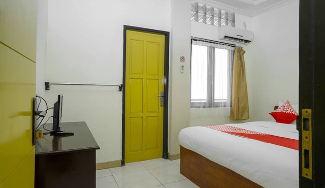 OYO 2319 Tengkawang Residence