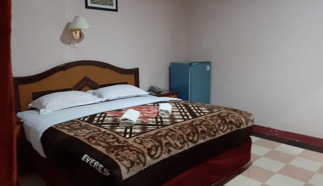 Hotel Parewisata