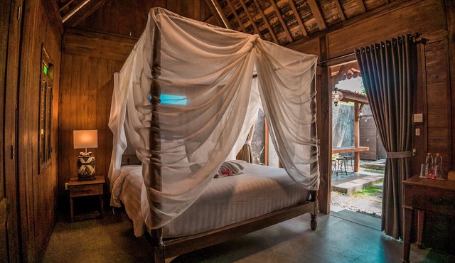 Umadhatu Resort