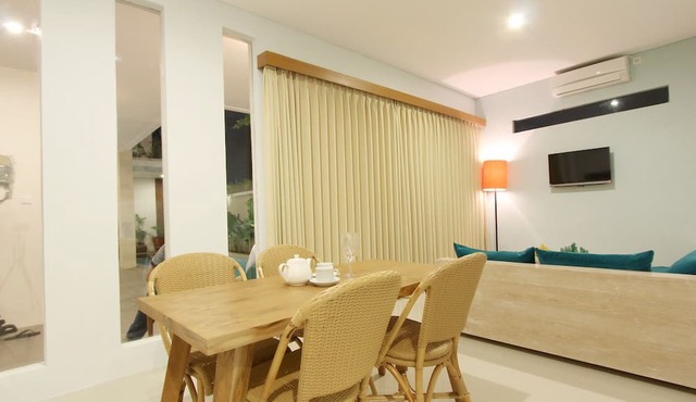 Apple Suite Apartment