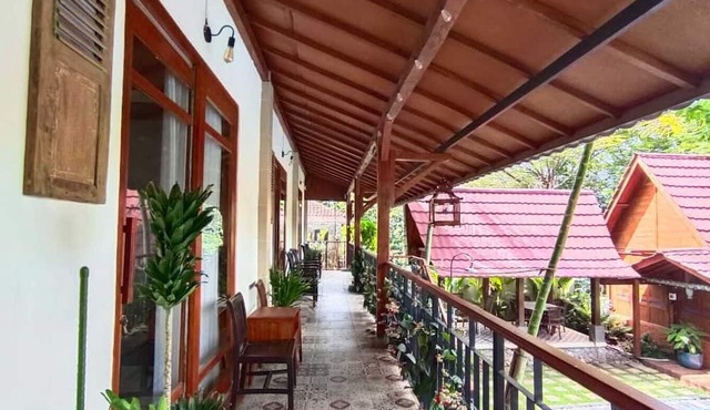 Aramaya Hills Boutique