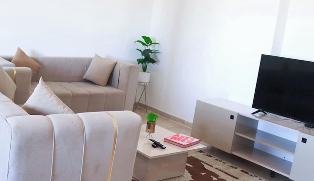 Elegant 2-bedroom Apartment in the Heart of Sidi Bouzid , Essafir Residence